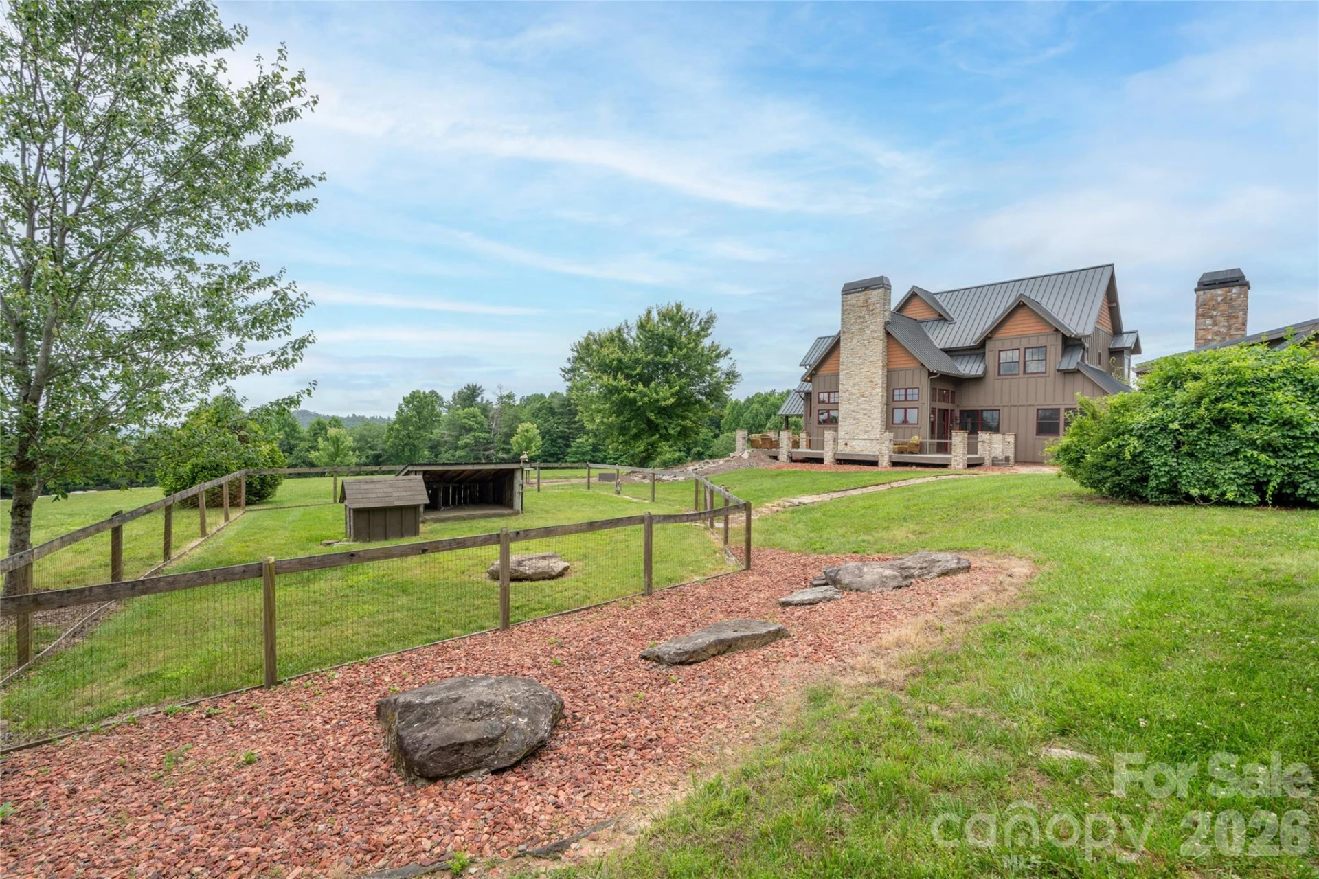4862 Pinnacle Mountain Road - Photo 35