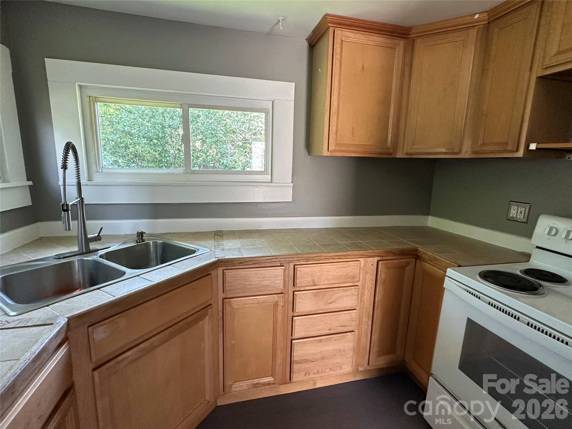 12 Penley Avenue - Photo 40