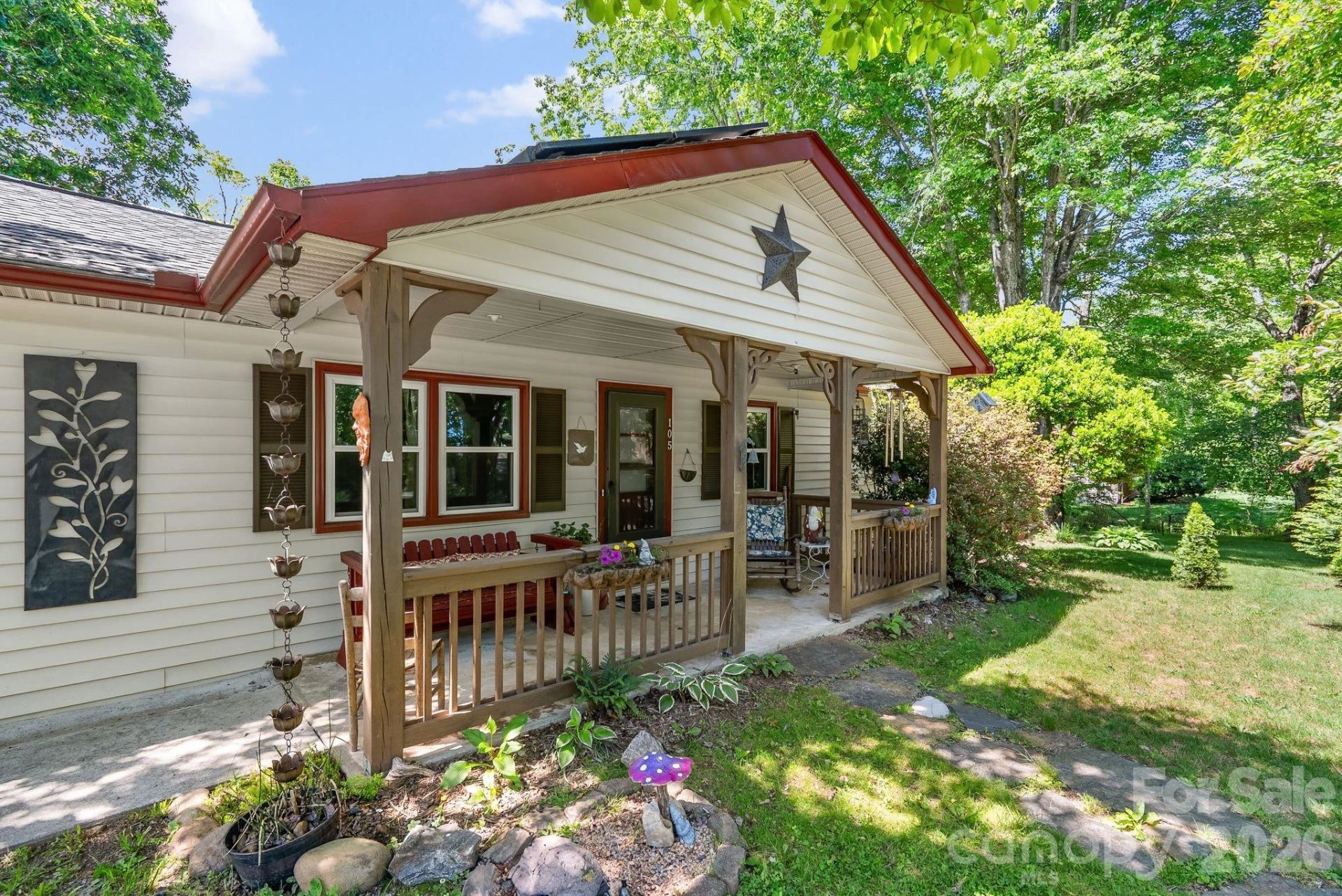 105 7th Street - Photo 2