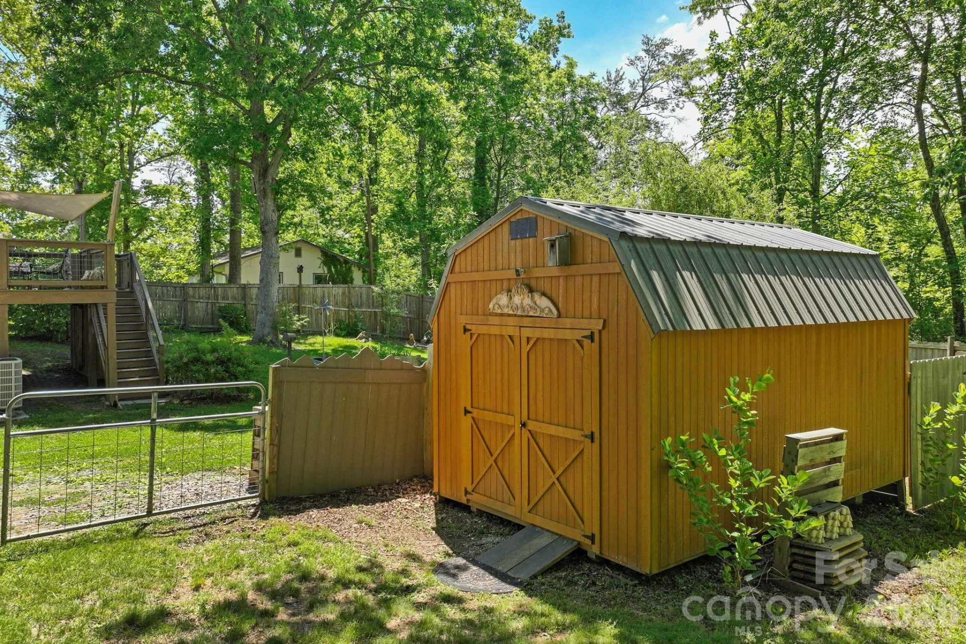 105 7th Street - Photo 36