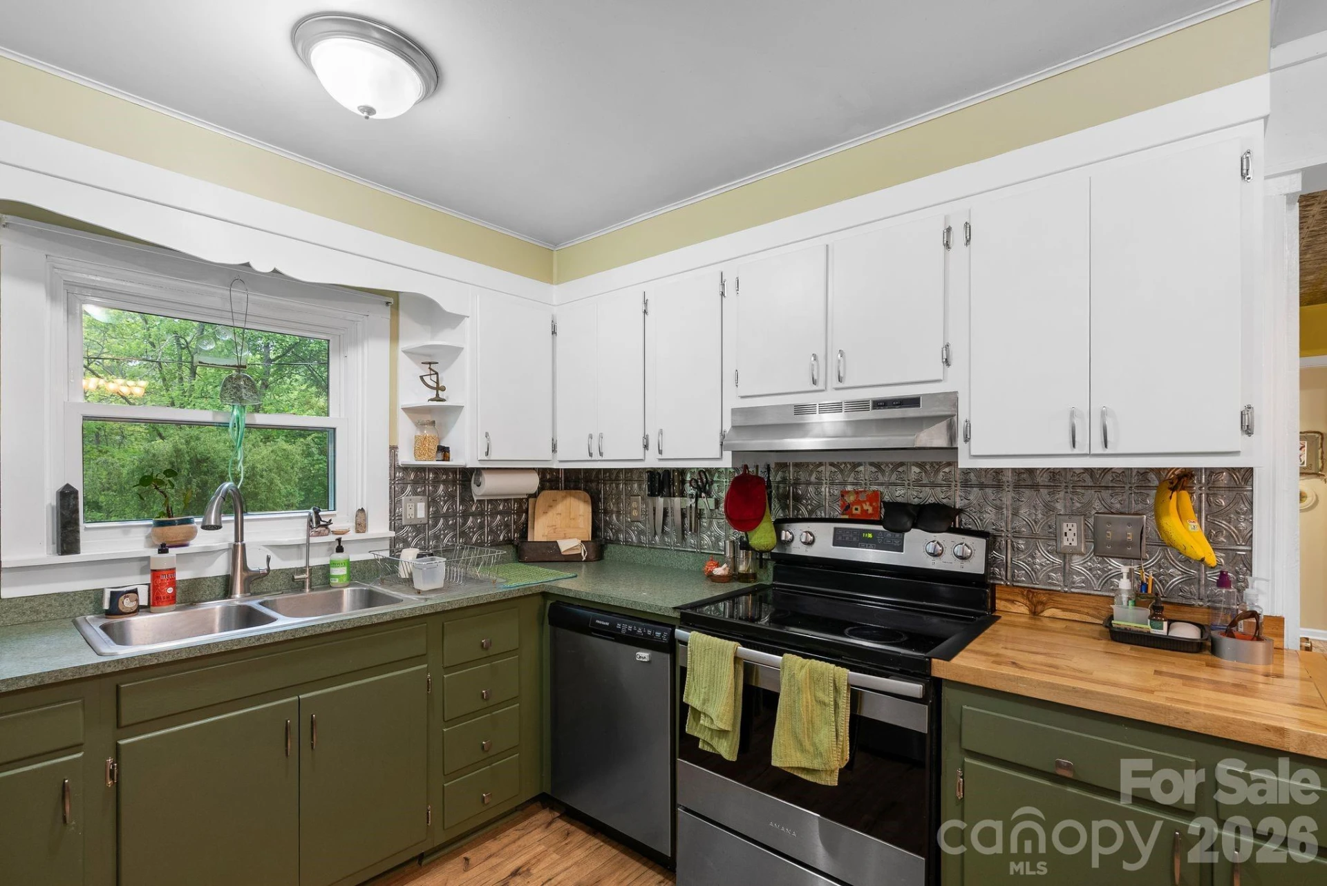 105 7th Street - Photo 9