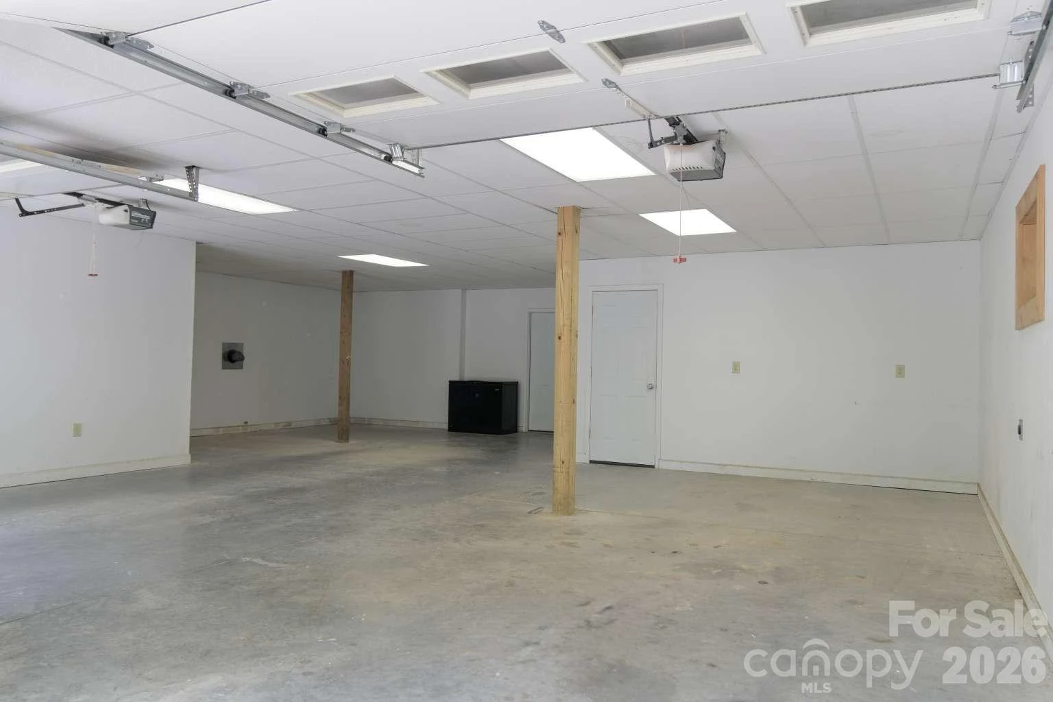 3815 Bat Cave Road - Photo 32