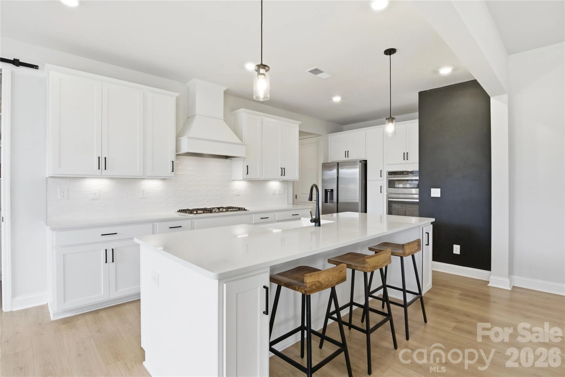 128 Dudley Drive - Photo 3