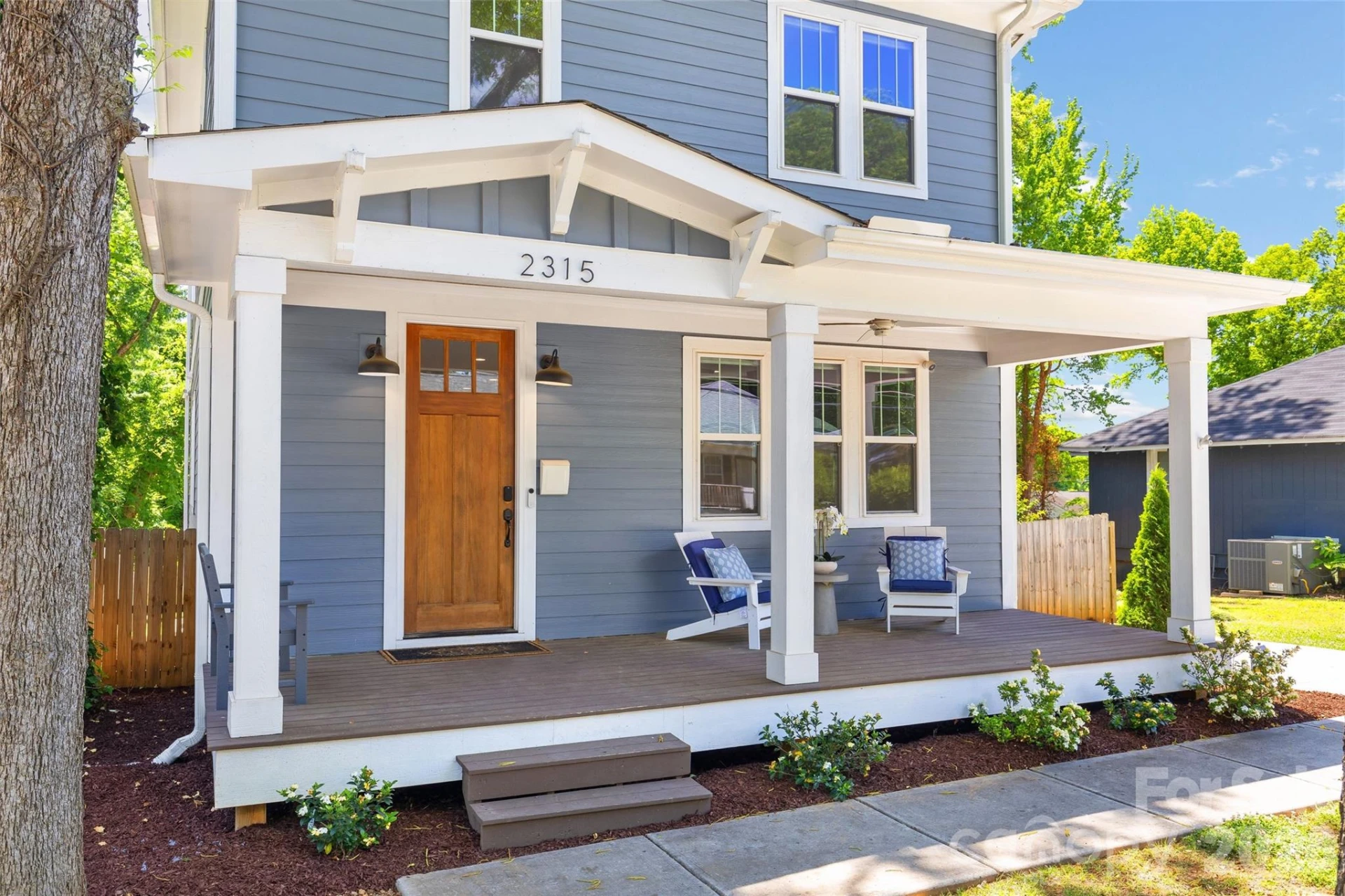 2315 Dundeen Street - Photo 3