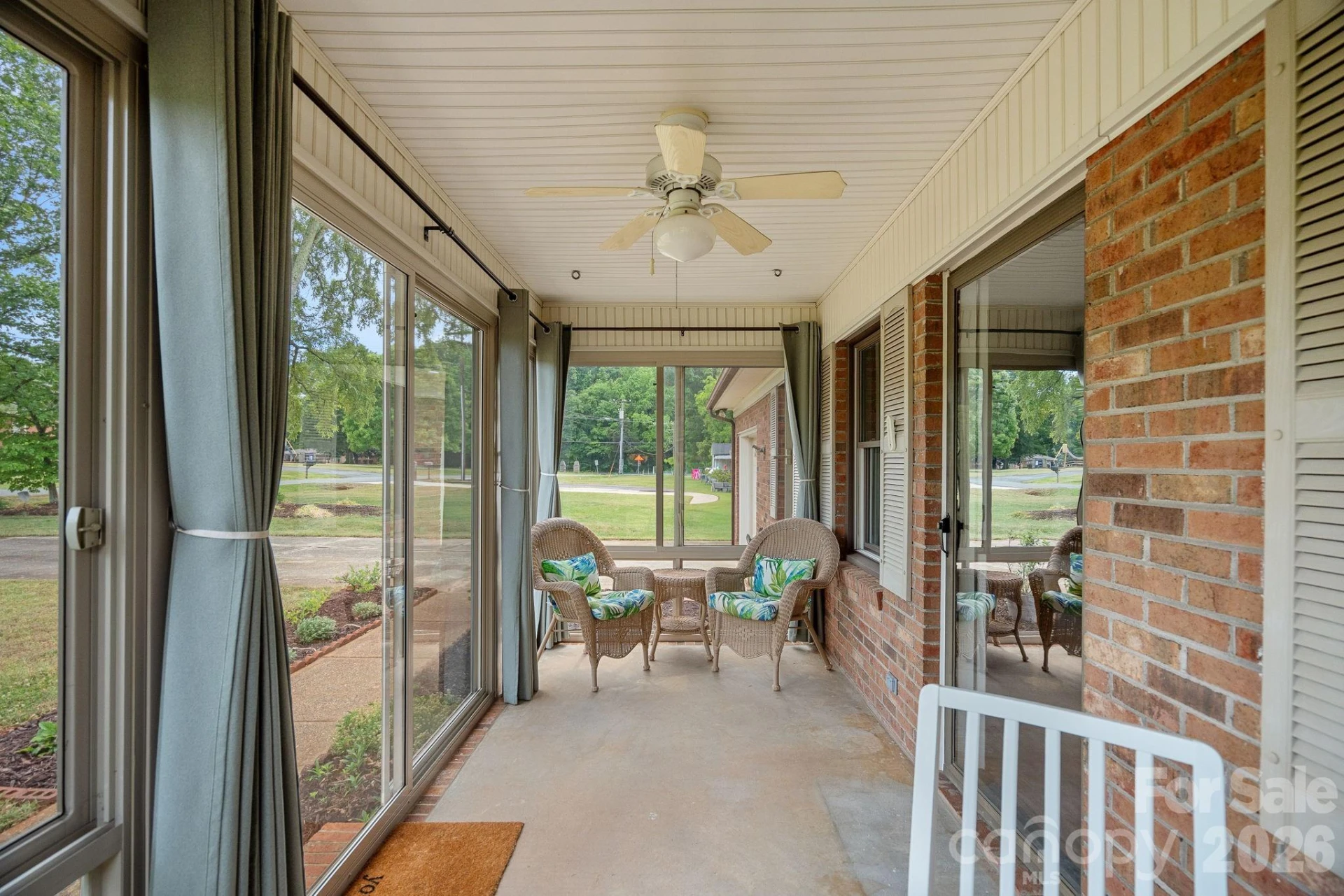 6131 Kinghurst Drive - Photo 4