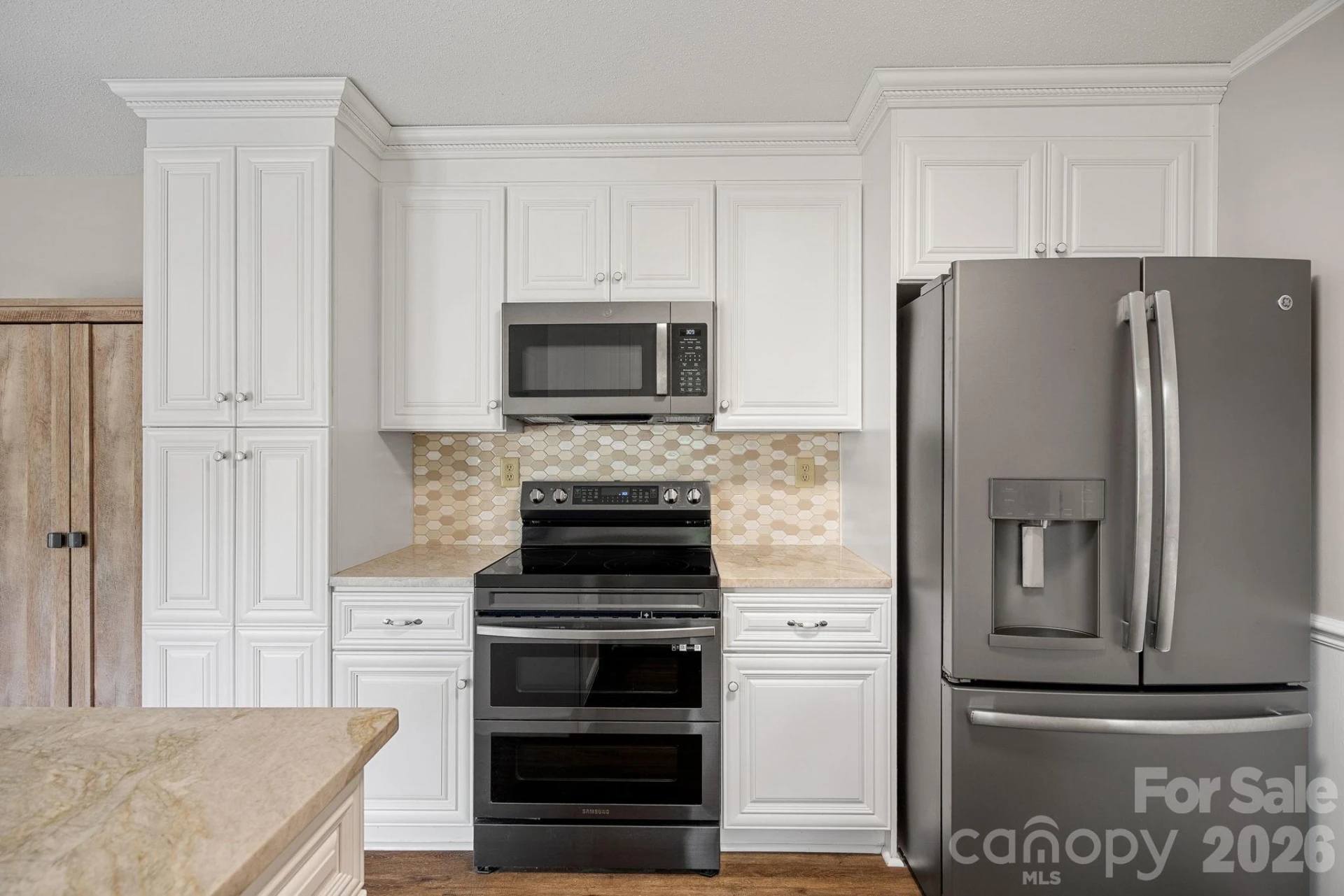 6131 Kinghurst Drive - Photo 10