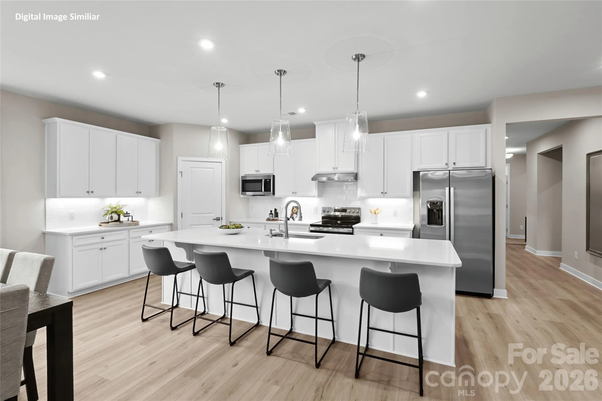 908 Heathway Drive - Photo 2