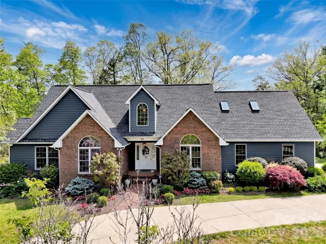 88 Adams Drive, Clyde, NC, 28721
