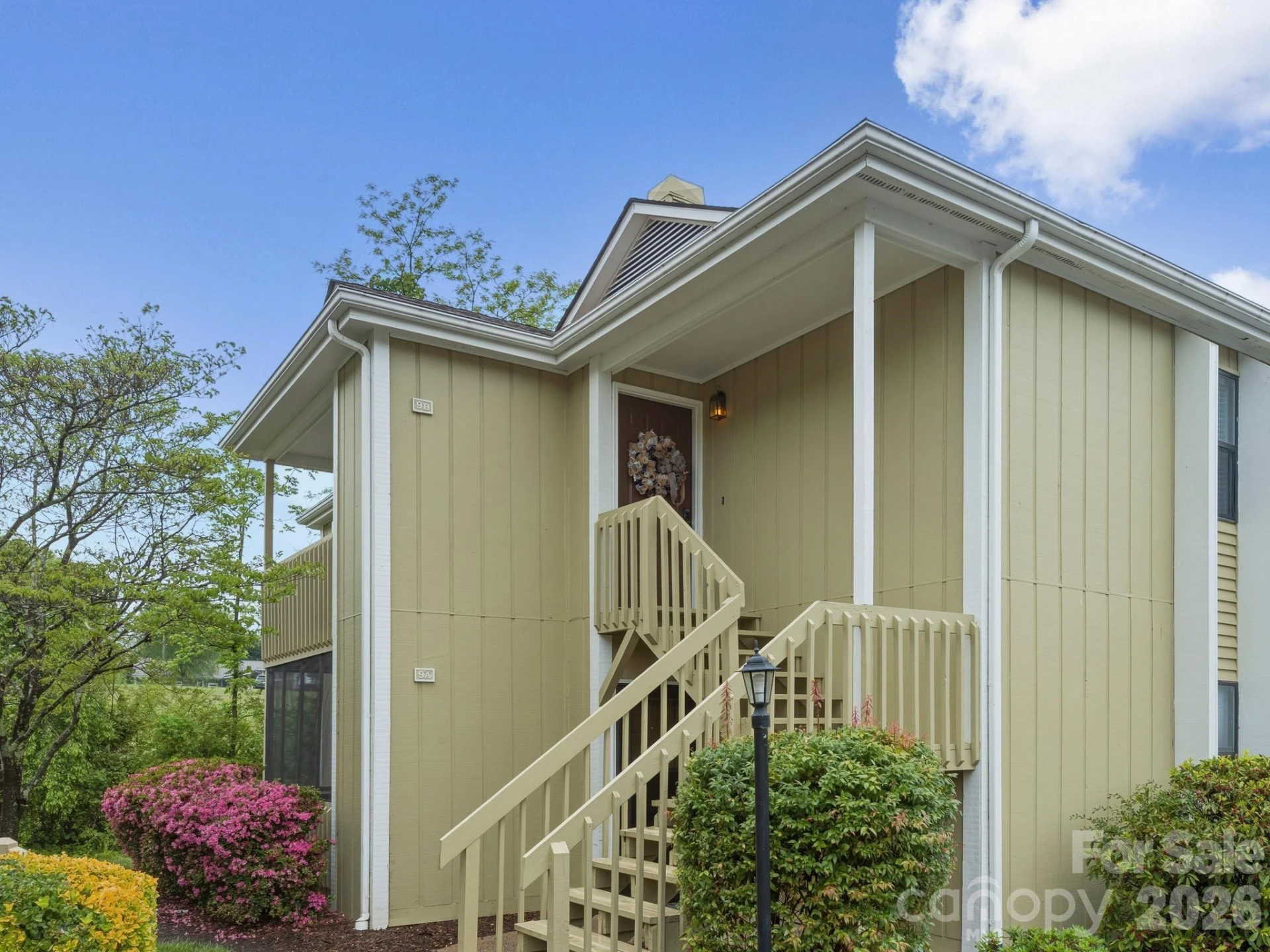 110 9B Heywood Road - Photo 2