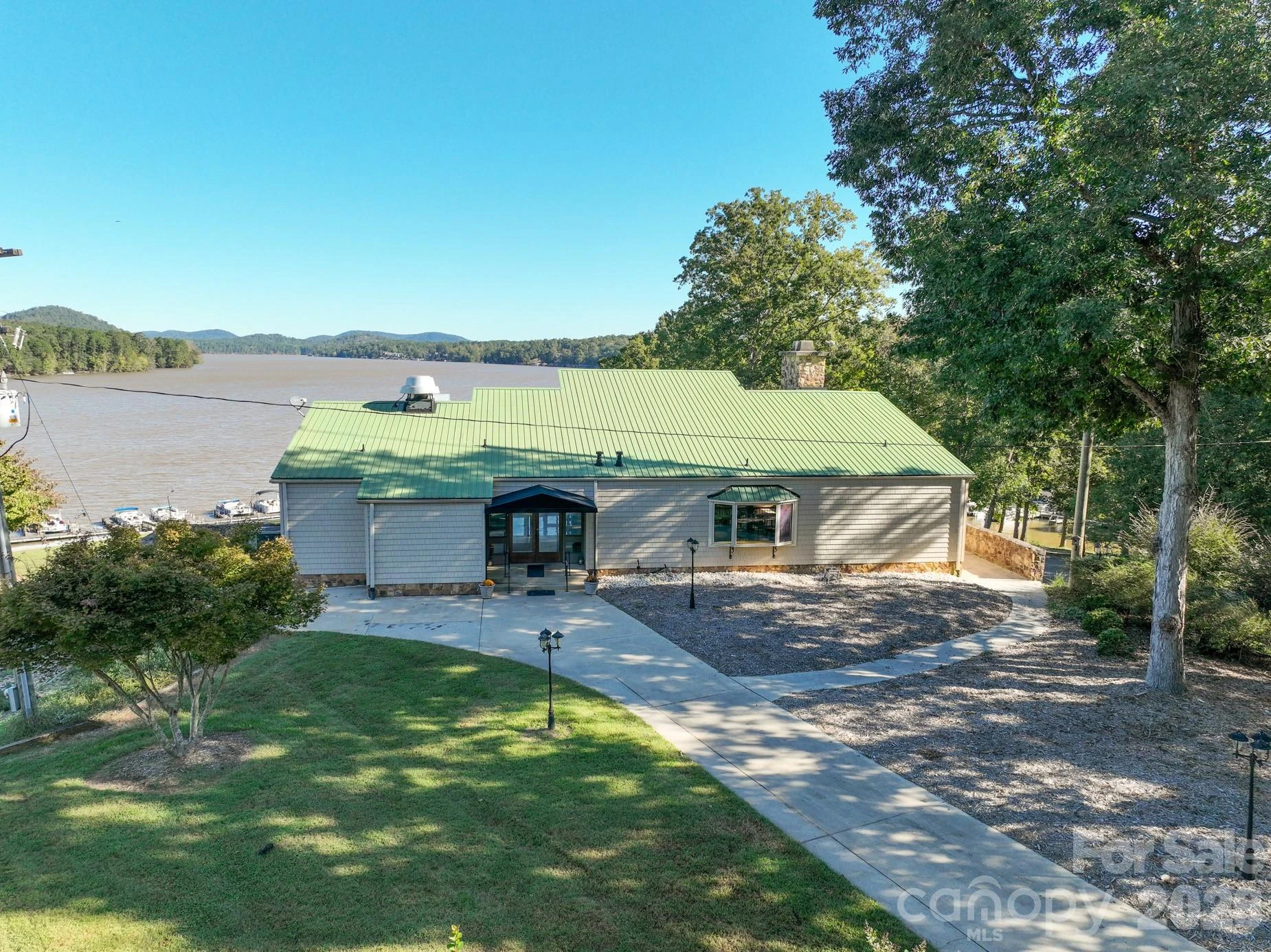 176 Arrowhead Lane - Photo 4