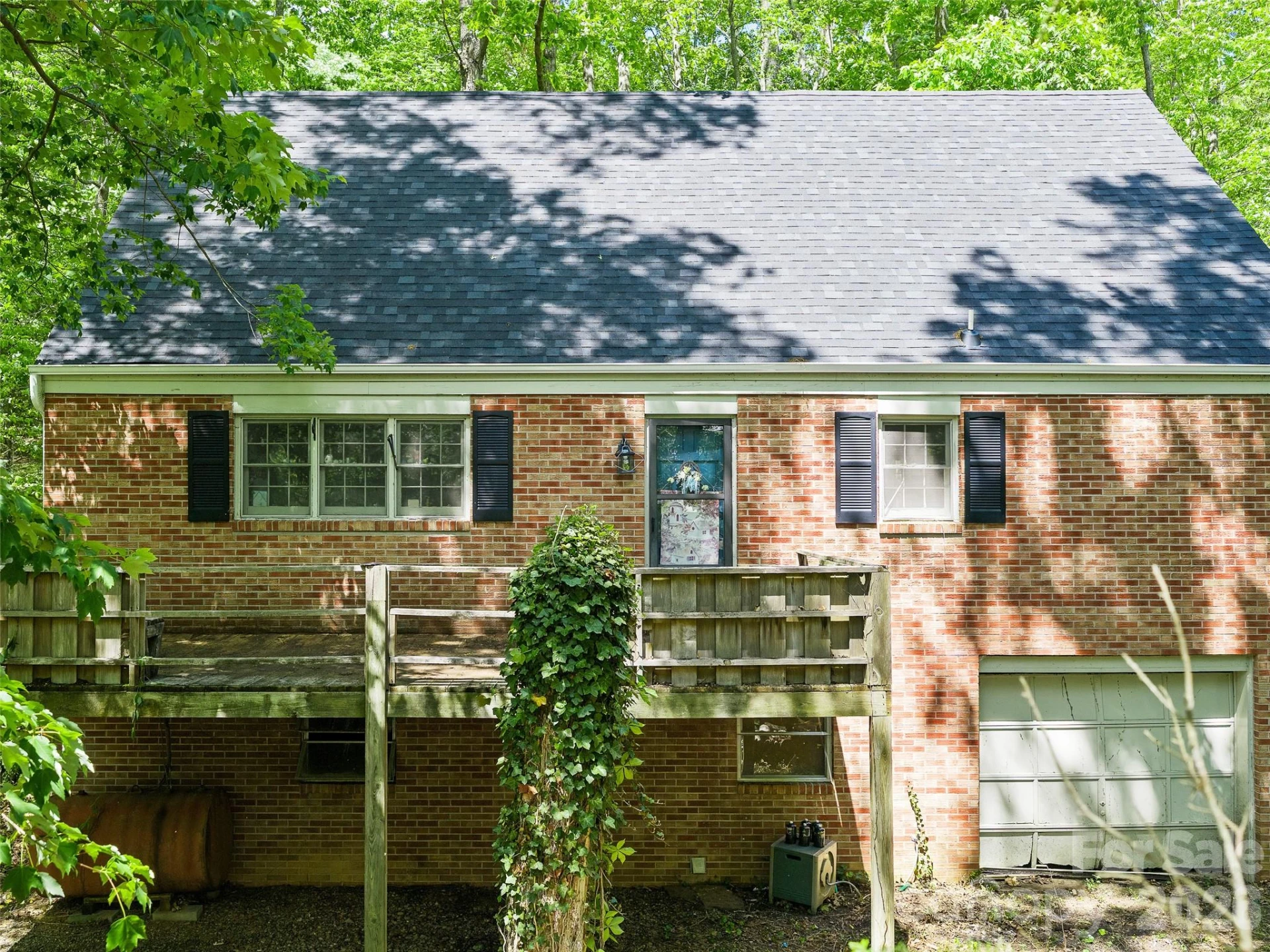639 Hunter Street - Photo 13