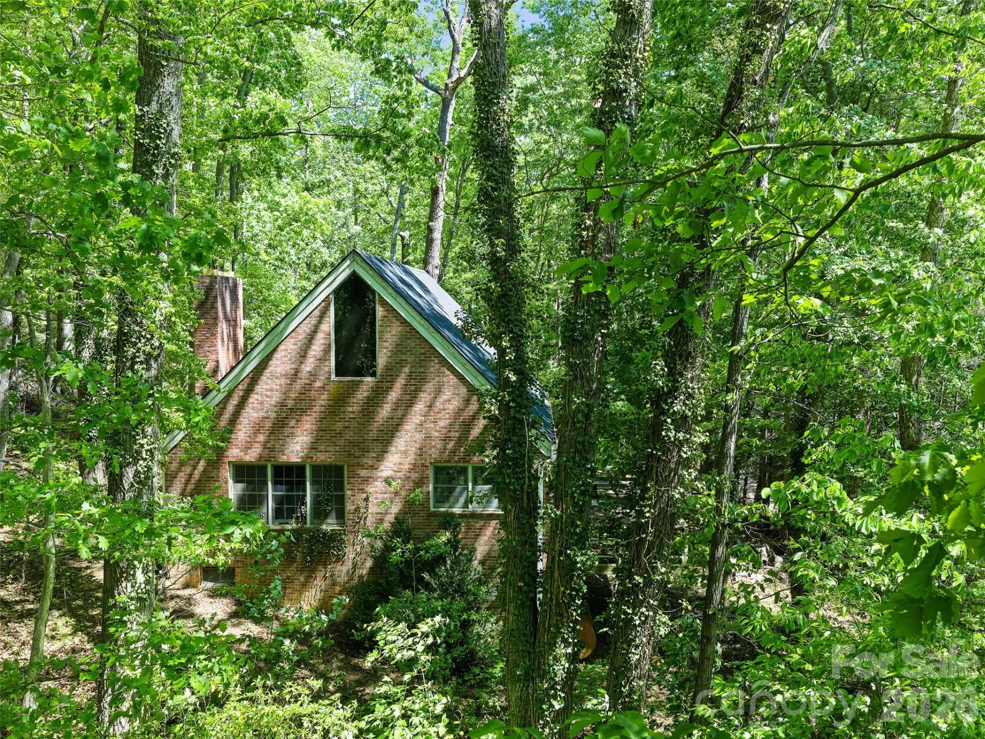 639 Hunter Street - Photo 15