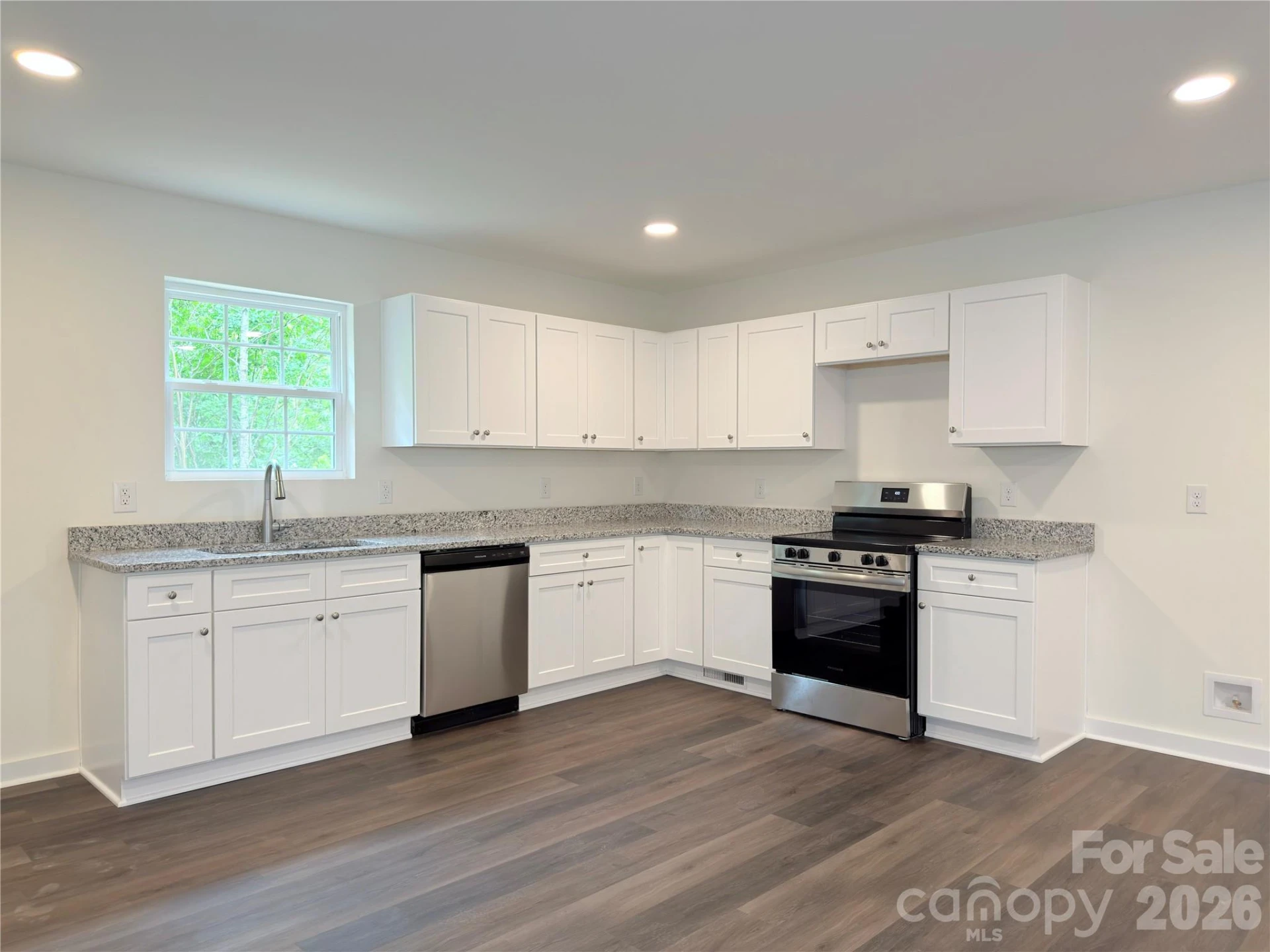 431 Eastover Avenue - Photo 6