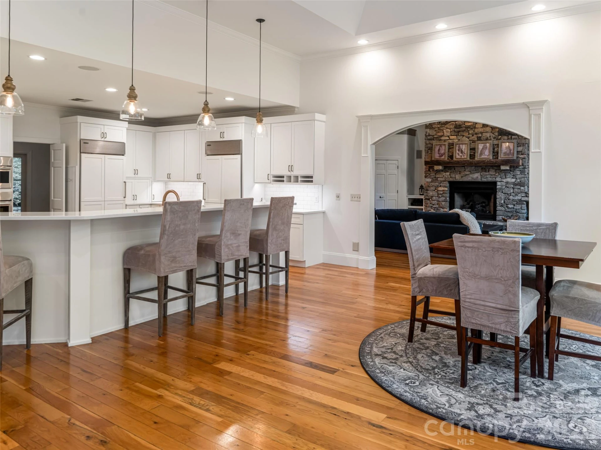 307 Braeside Court - Photo 11