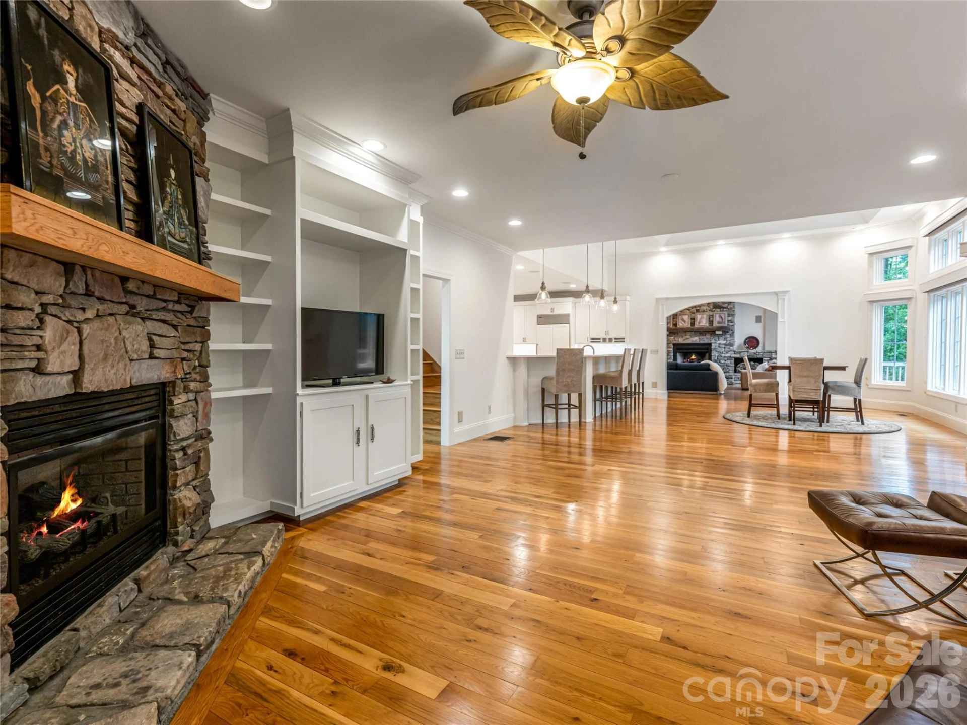 307 Braeside Court - Photo 15
