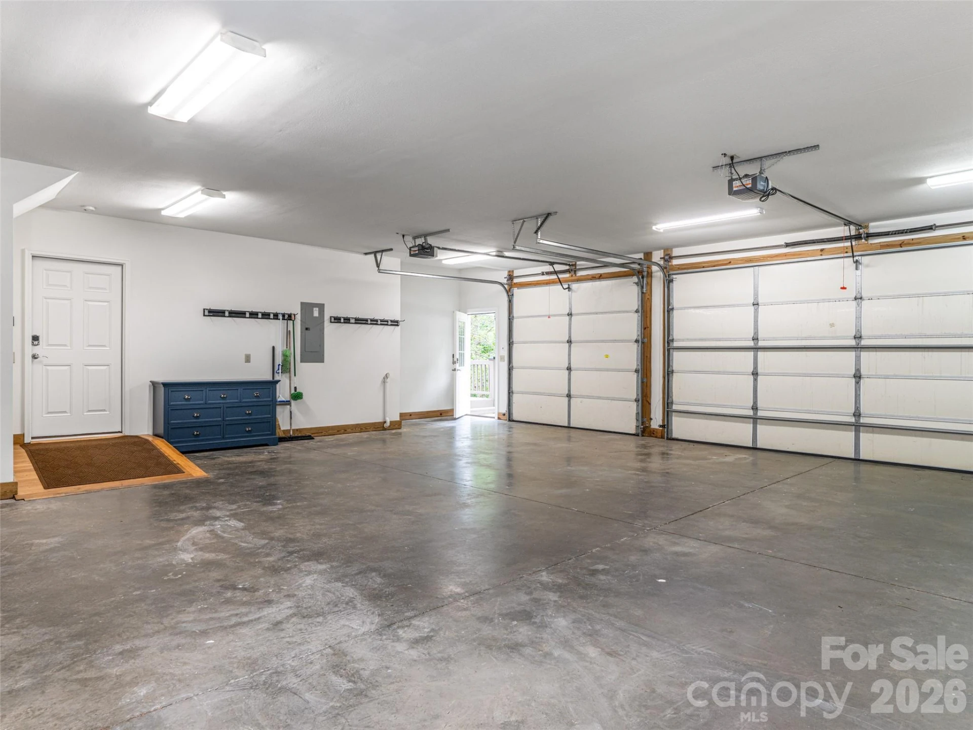 307 Braeside Court - Photo 36