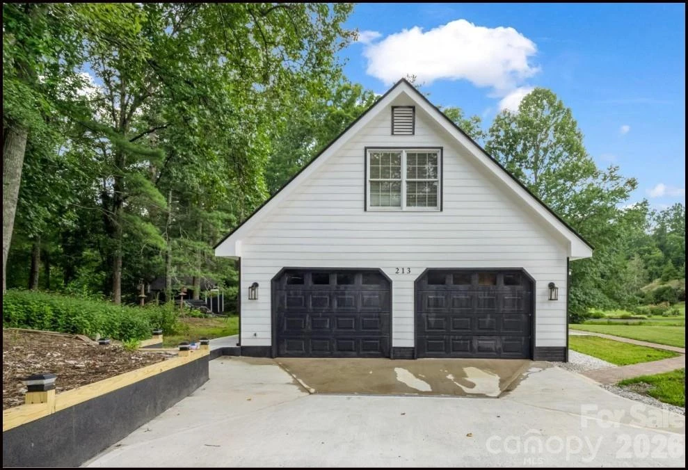 213 Raintree Drive - Photo 5