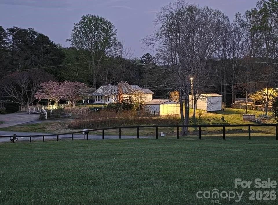 620 Smith Waldrop Road #3