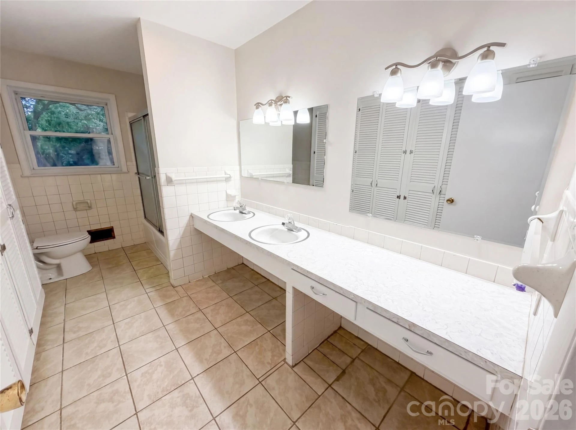 128 Greenview Drive - Photo 6
