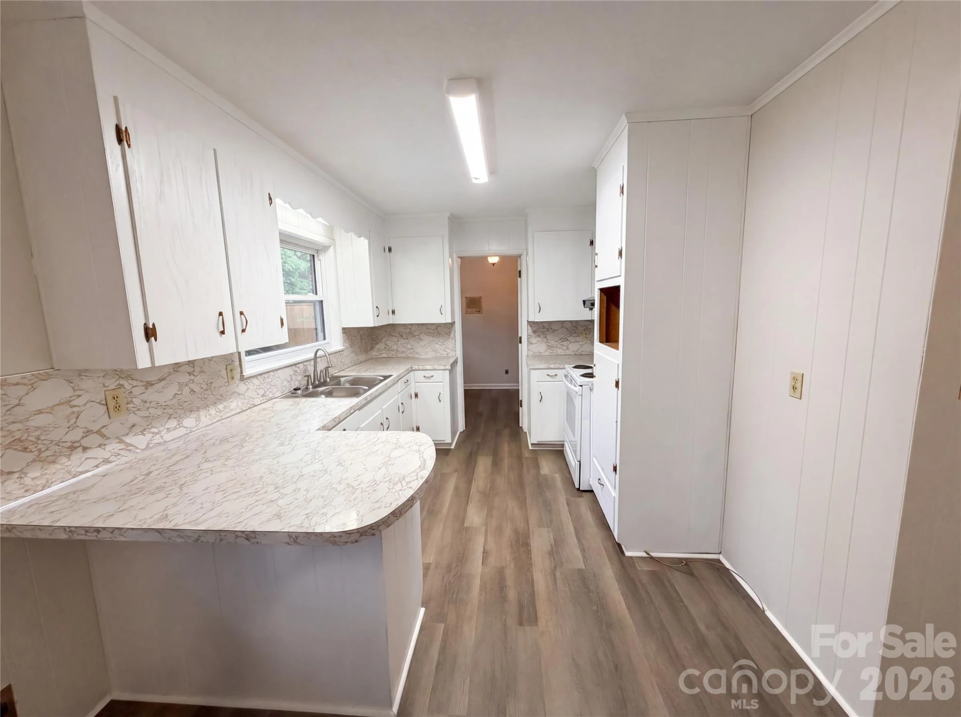 128 Greenview Drive - Photo 7