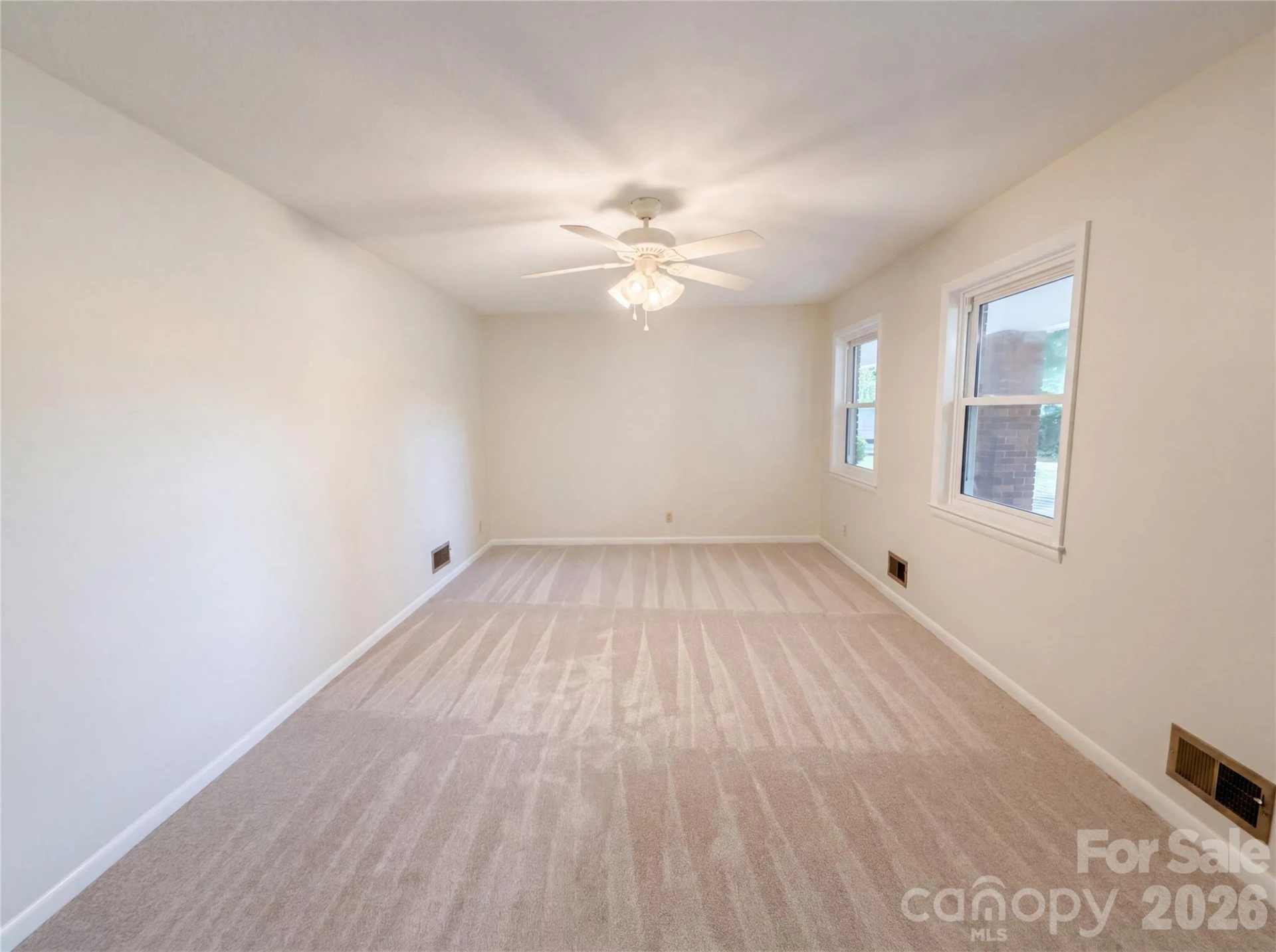 128 Greenview Drive - Photo 9