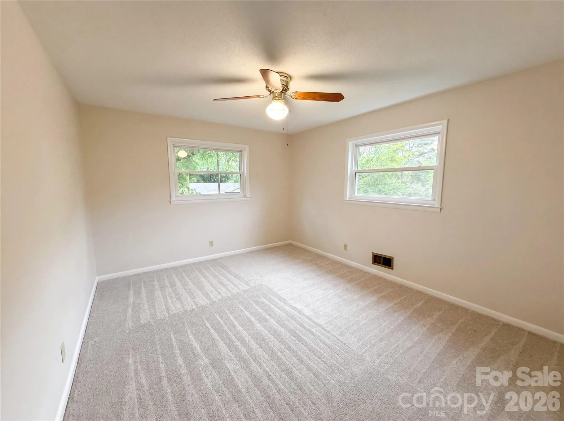 128 Greenview Drive - Photo 10