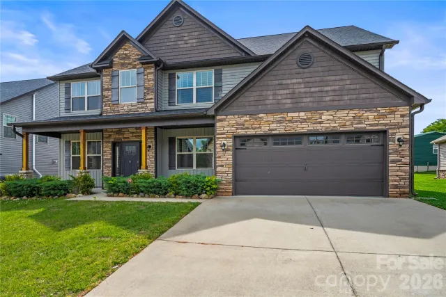4 Henbit Way, Arden, NC, 28704