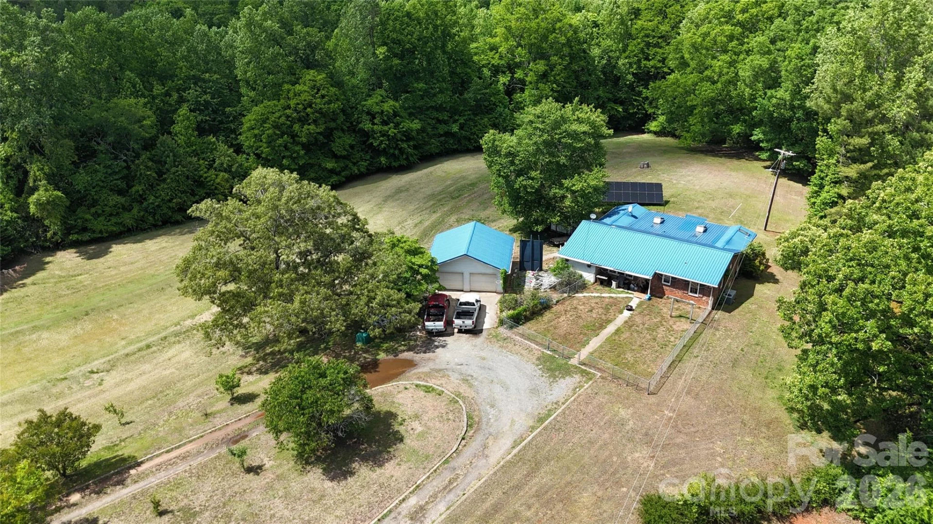 781 Rock Road - Photo 2