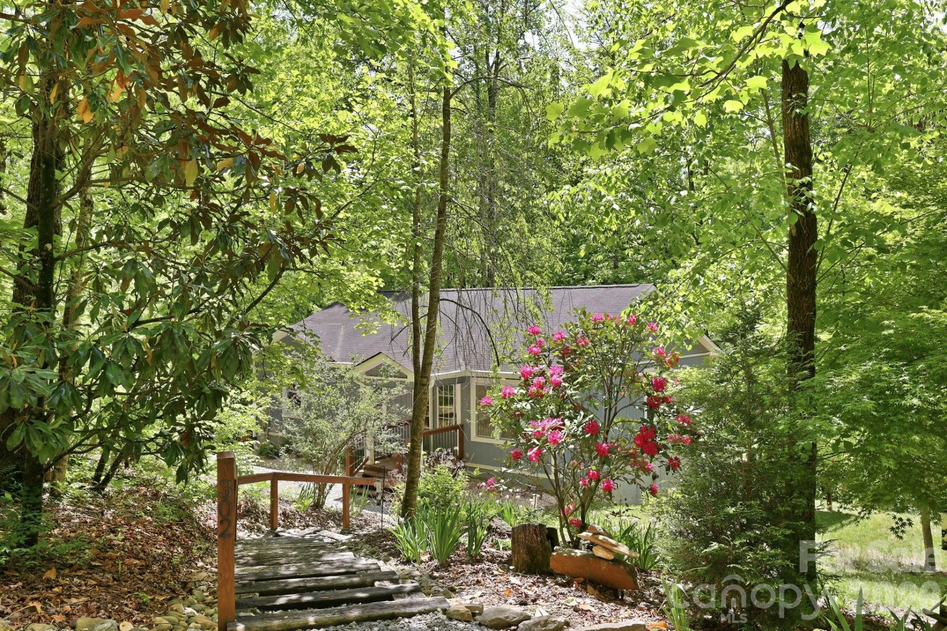 302 Rich Mountain Road - Photo 9