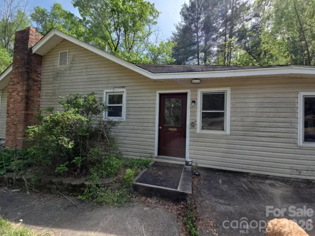 208 Mckinnish Cove Road