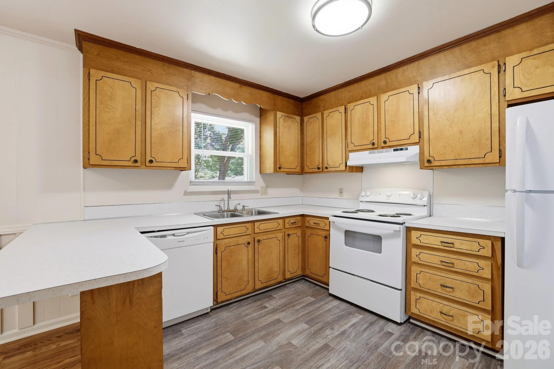 225 Middleton Avenue - Photo 12