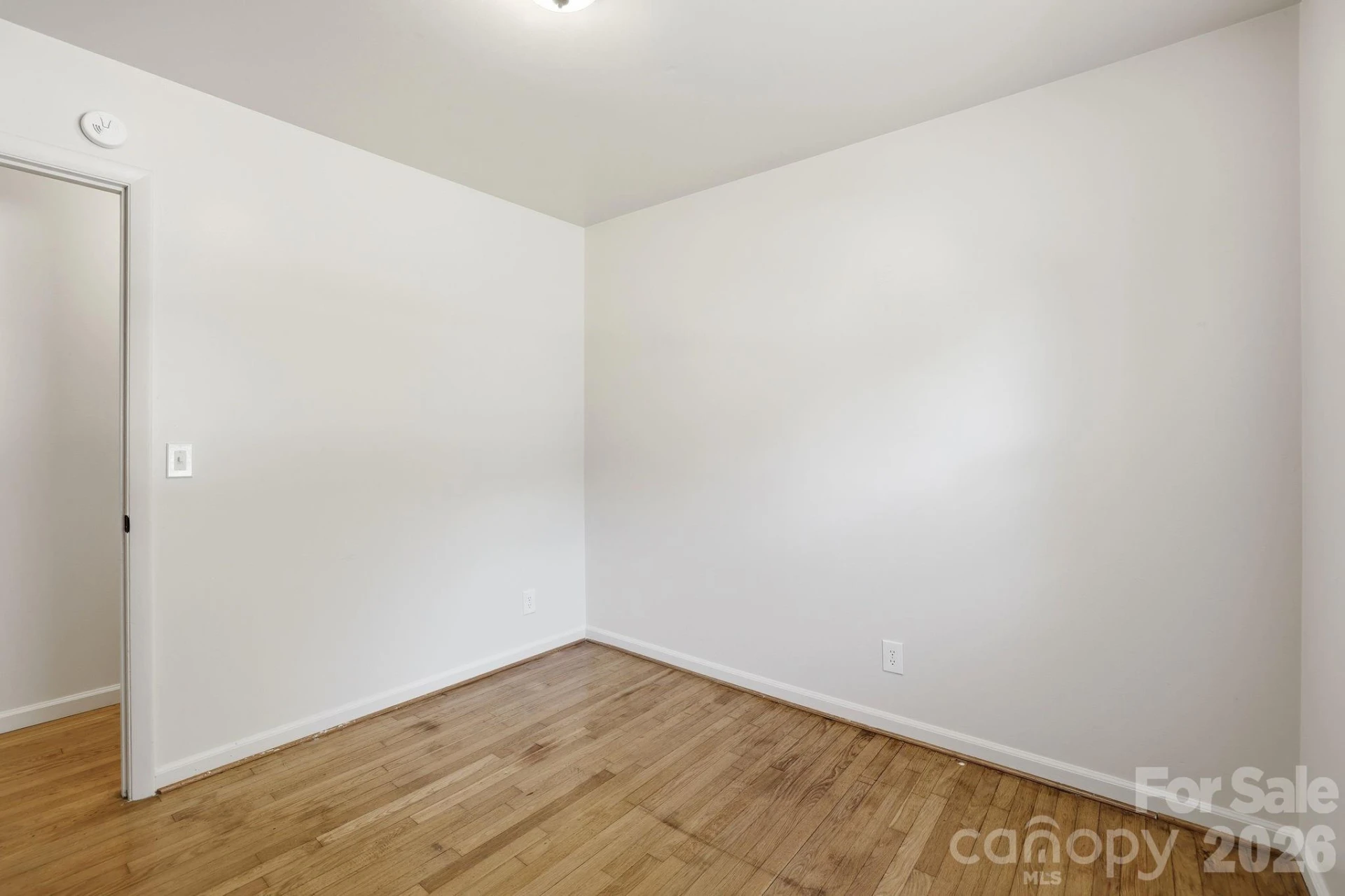 225 Middleton Avenue - Photo 16