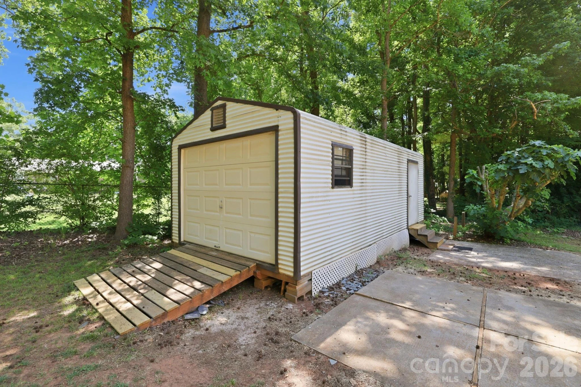 225 Middleton Avenue - Photo 30