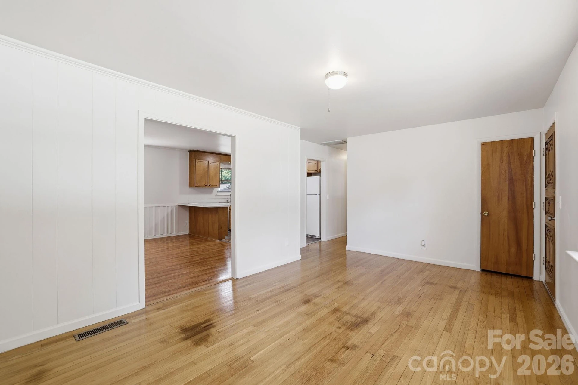 225 Middleton Avenue - Photo 6
