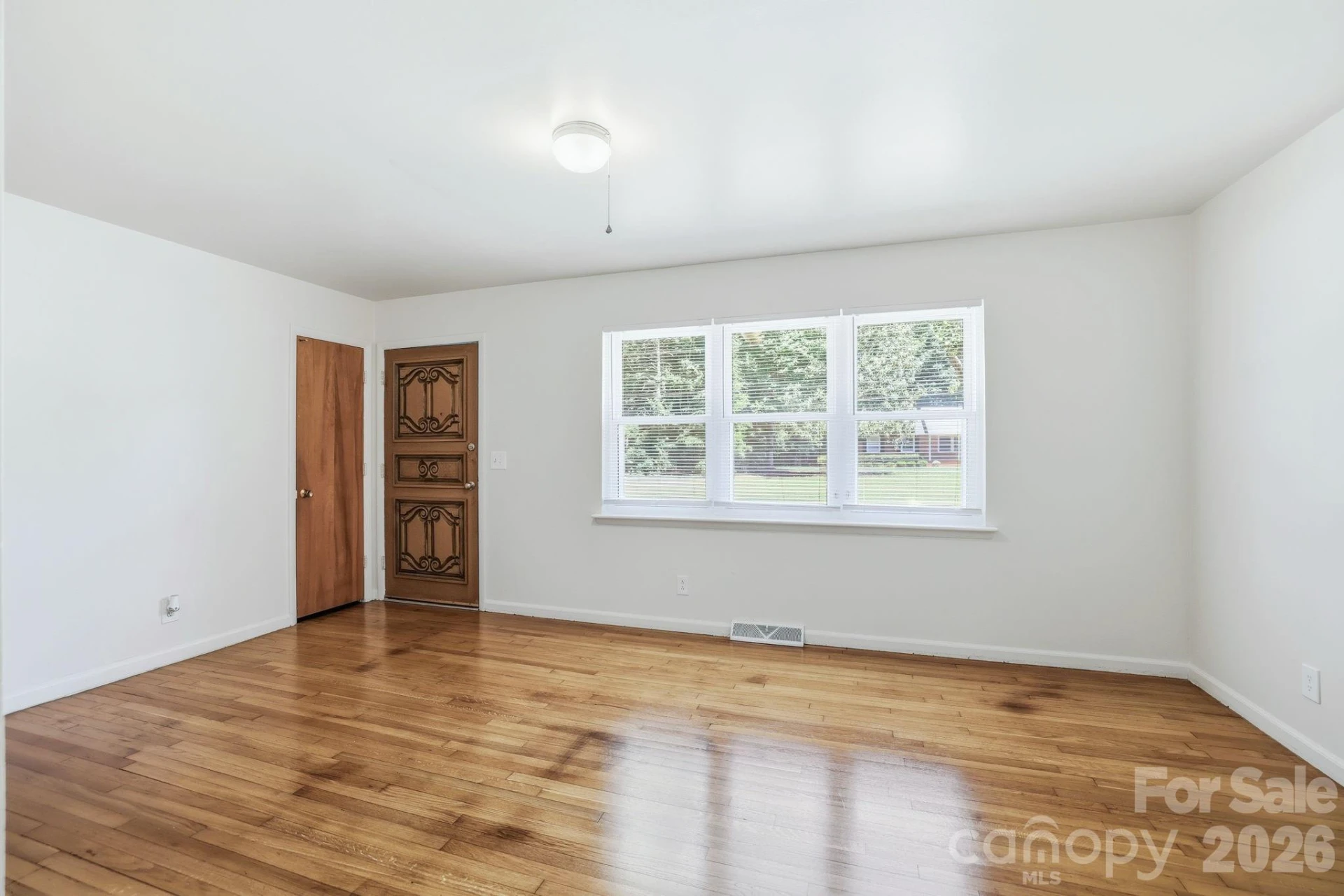 225 Middleton Avenue - Photo 7