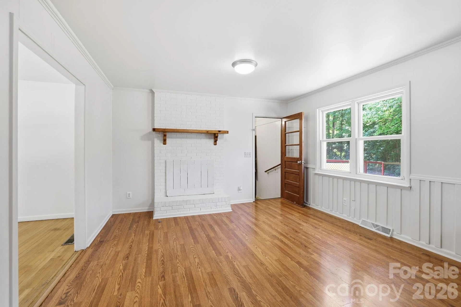 225 Middleton Avenue - Photo 9