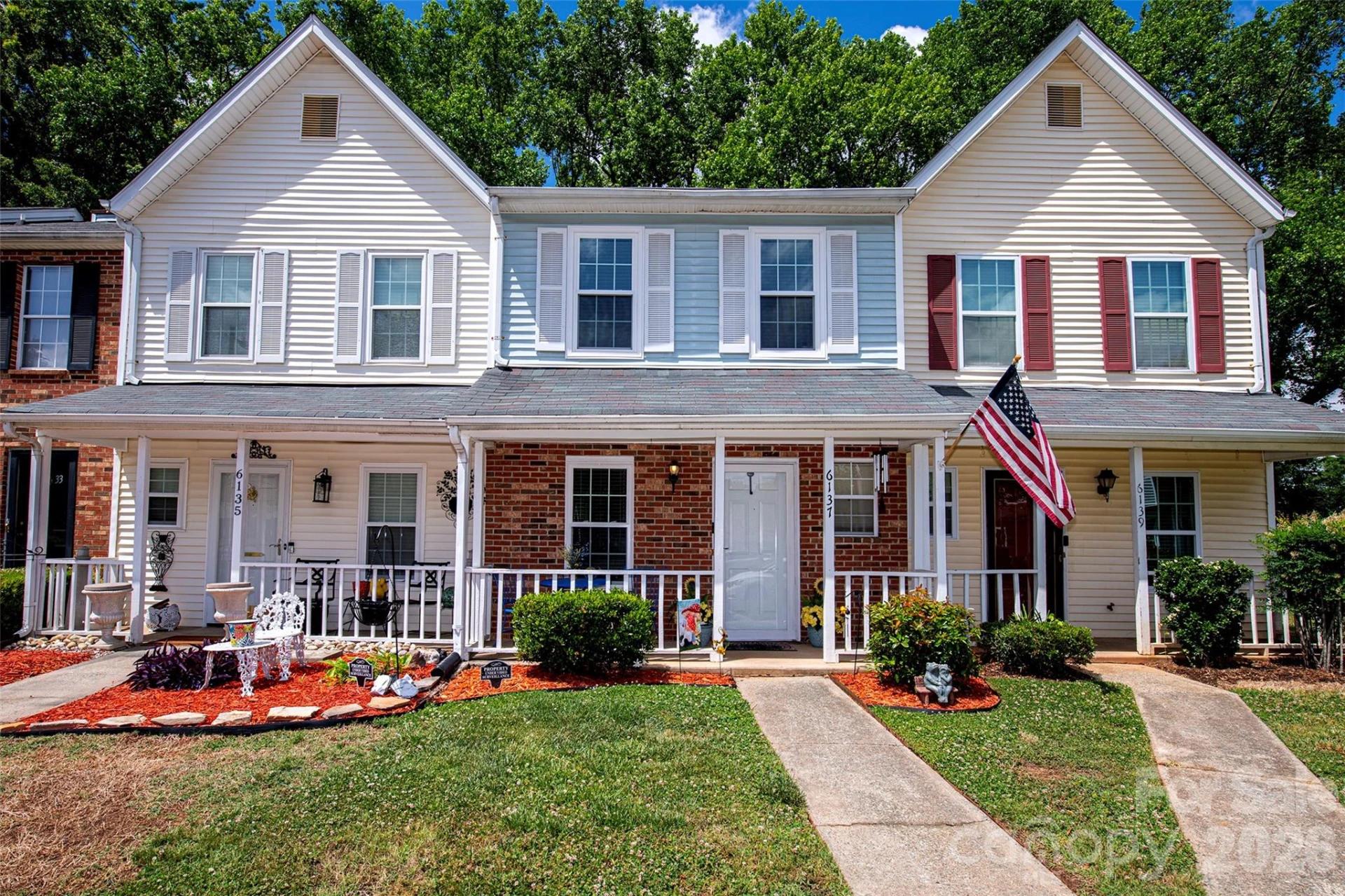 6137 Windsor Gate Lane