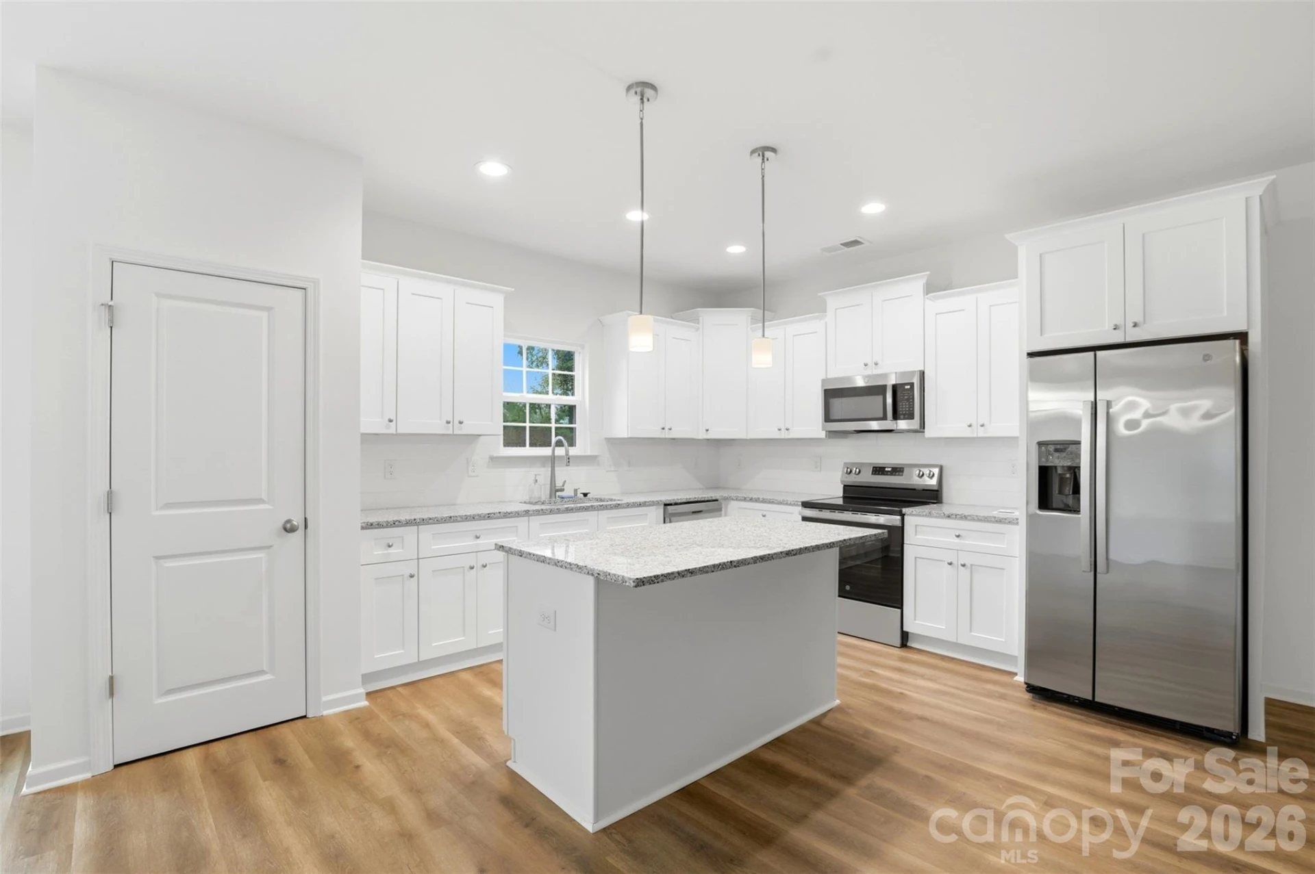 443 Dawn Circle - Photo 6