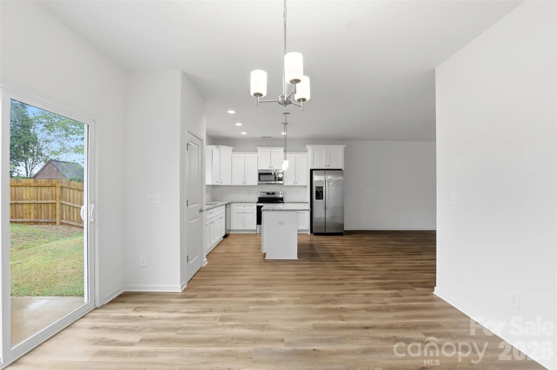 443 Dawn Circle - Photo 10
