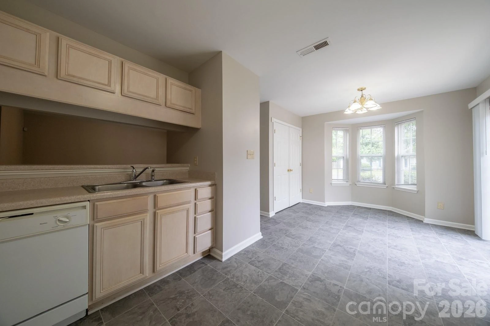 6627 Nevin Glen Drive - Photo 5
