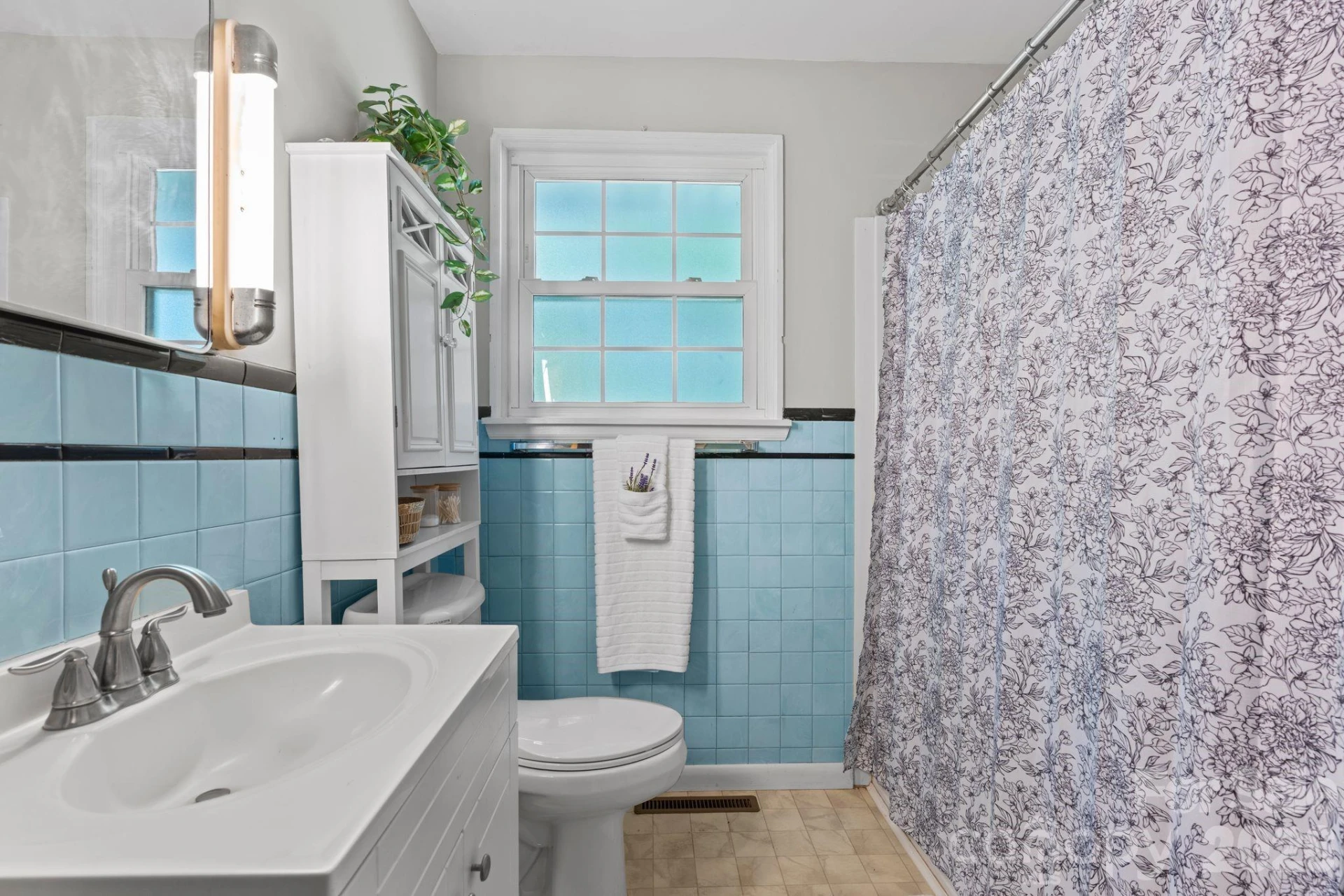 107 Appledore Avenue - Photo 16