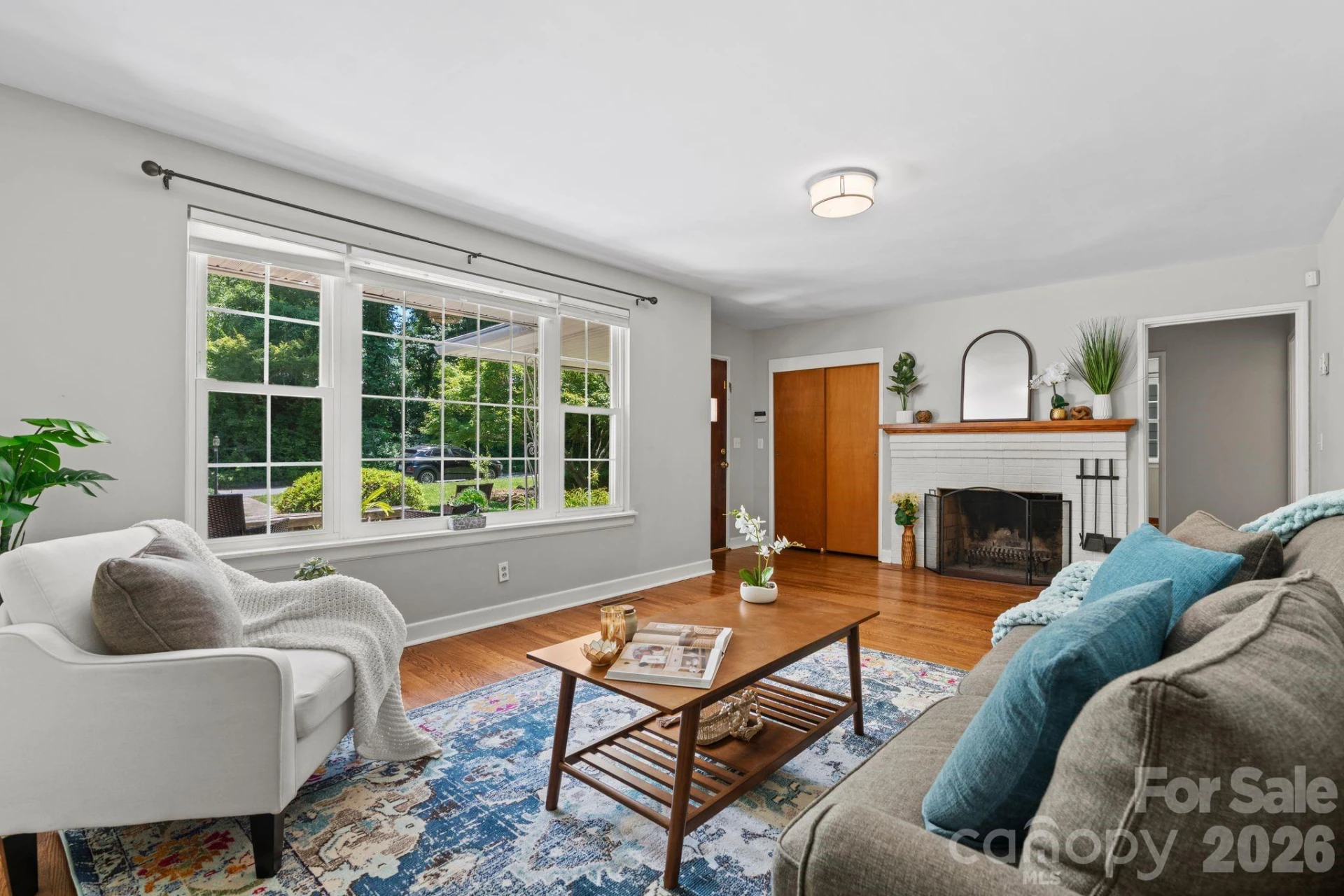 107 Appledore Avenue - Photo 4