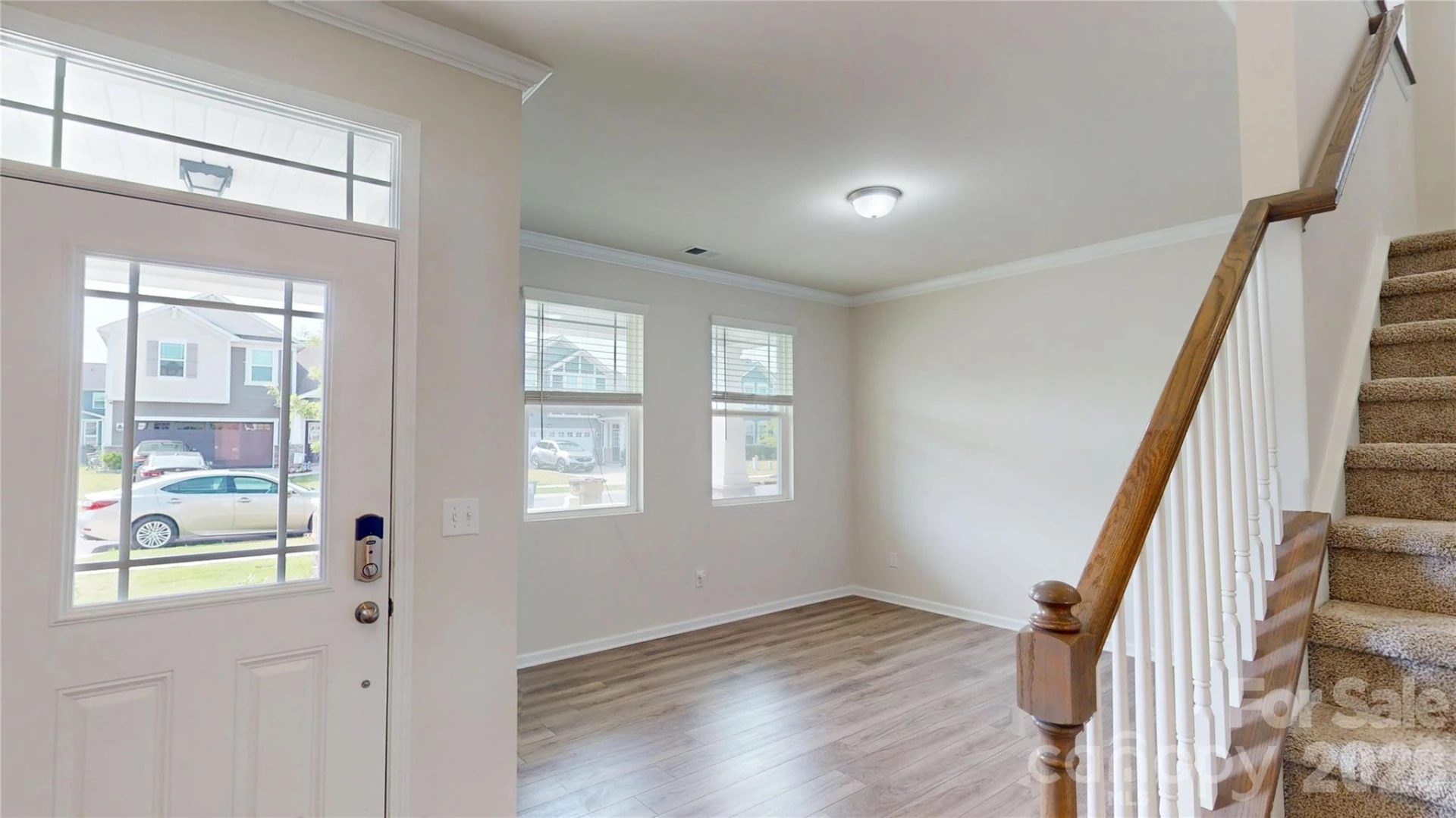 1714 Woodend Drive - Photo 3