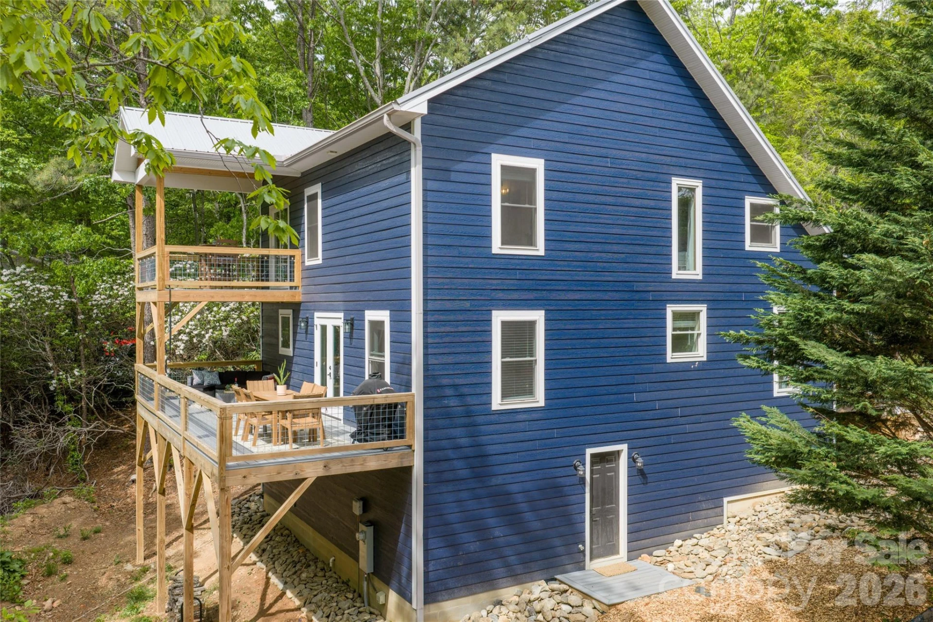 14 Locust Street - Photo 5