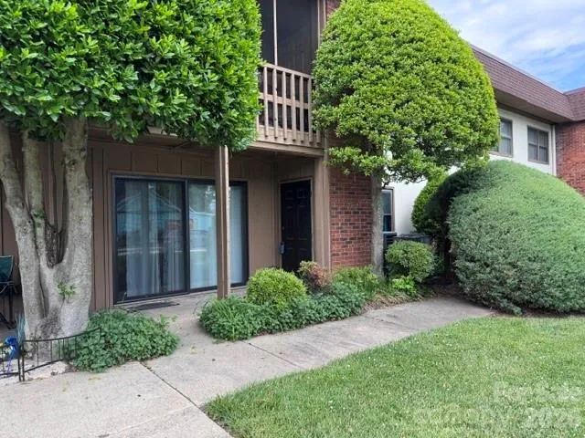 427 6th Avenue, Hendersonville, NC, 28739