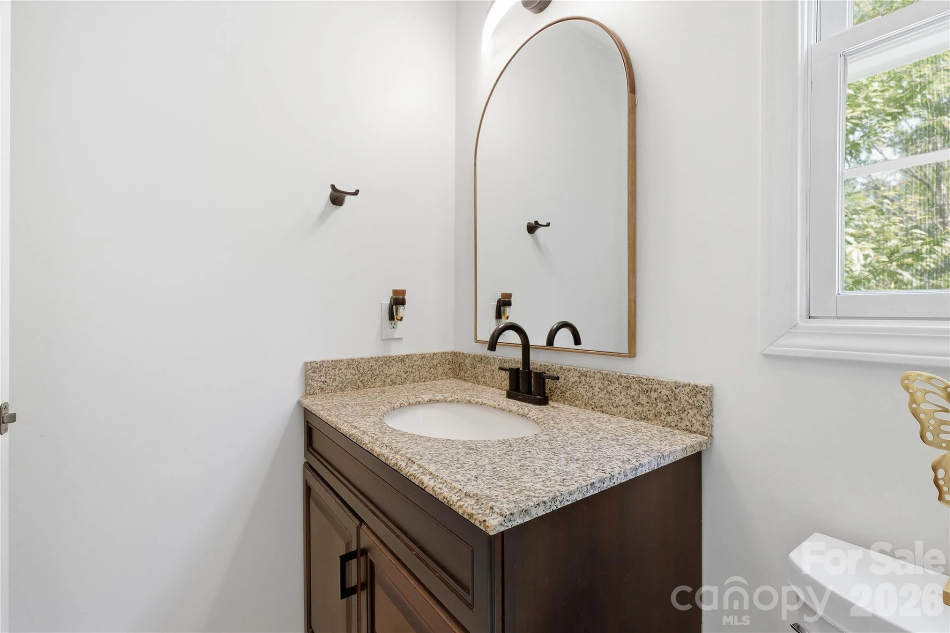275 Ferguson Drive - Photo 8