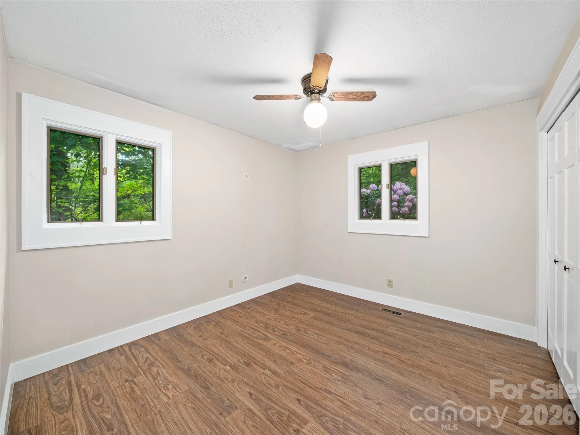 303 Brightwater Heights Drive - Photo 11
