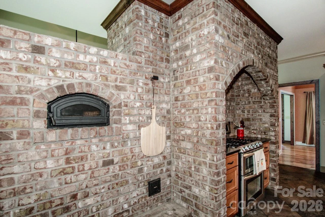1345 Timberlane Terrace - Photo 14