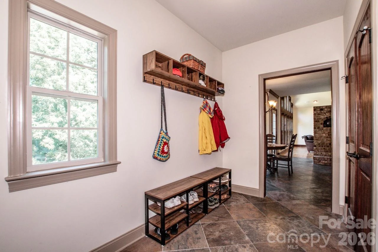 1345 Timberlane Terrace - Photo 16