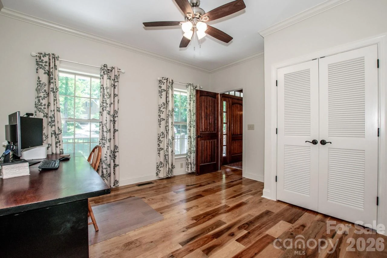 1345 Timberlane Terrace - Photo 20